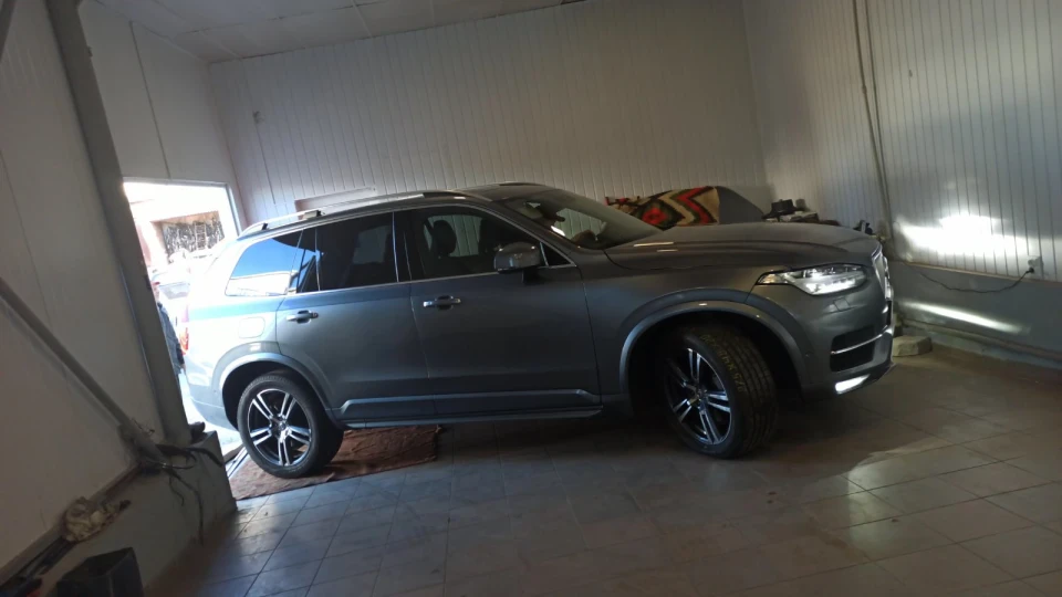 Volvo XC90 320 к.с., американка 2