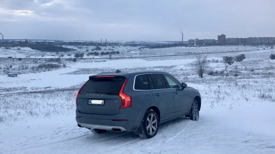 Volvo XC90 B5 Thunder Grey Драккар 4