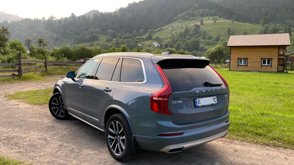 Volvo XC90 B5 Thunder Grey Драккар 5