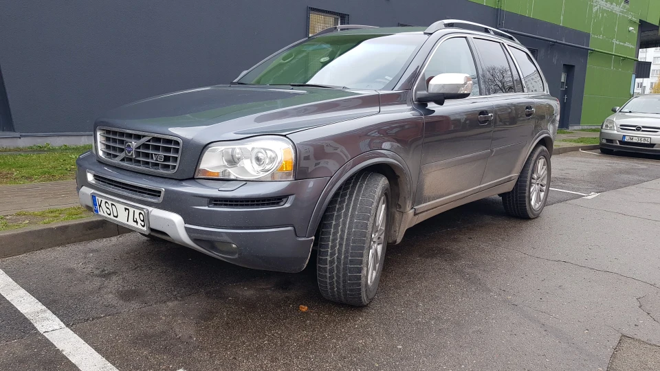 Volvo XC90 Бегемот Мото-Мото 4.4 V8 3
