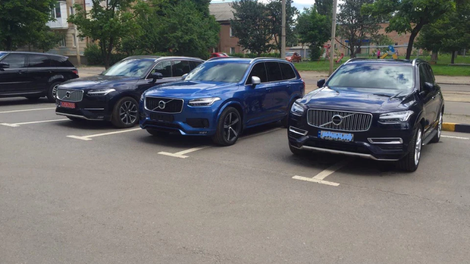 Volvo XC90 T8 (Twin) 3