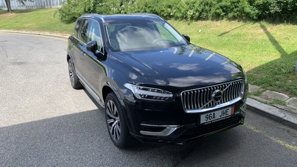 Volvo XC90 T8 3