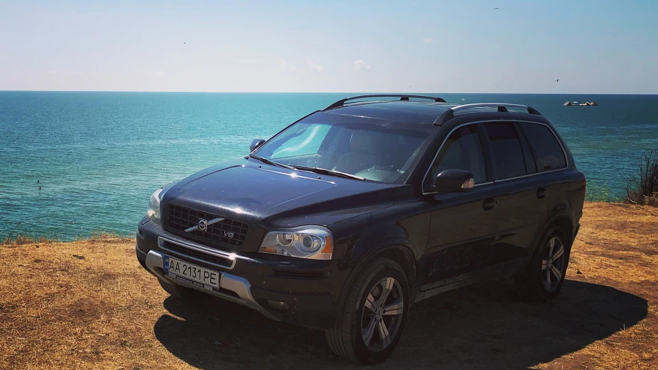 Volvo XC90 Вевосім 3