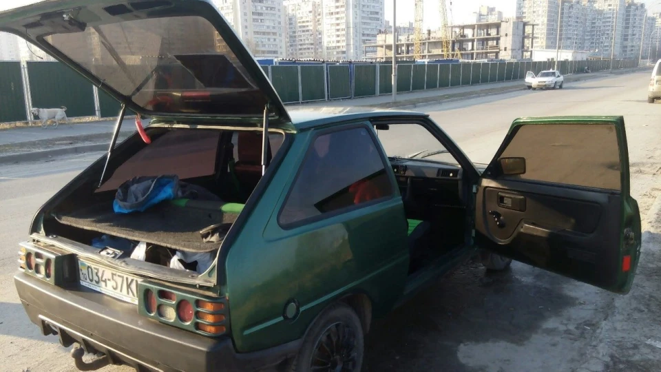 ЗАЗ 1102