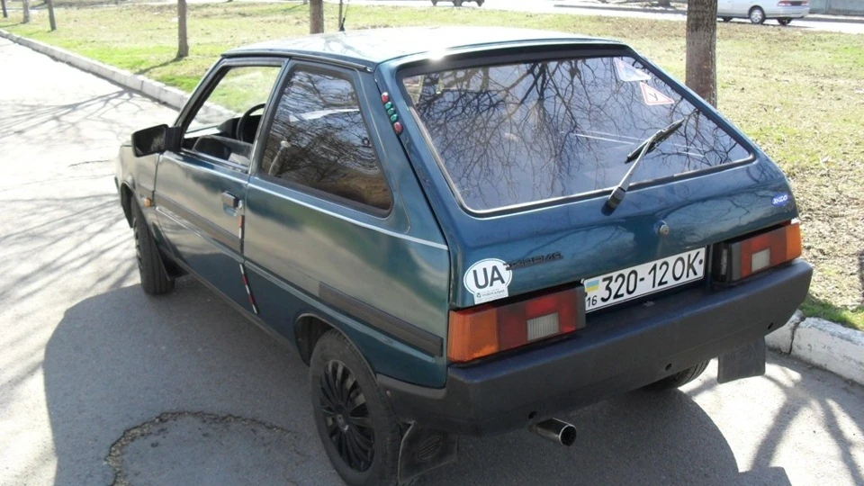 ЗАЗ 1102