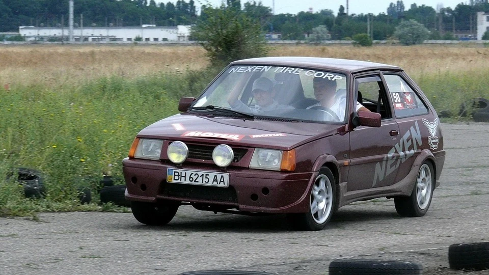 ЗАЗ 1102