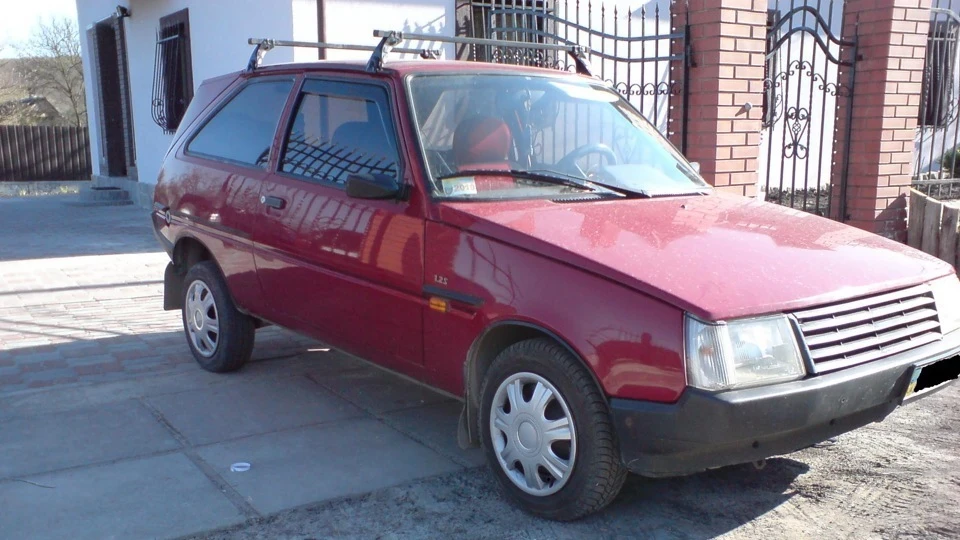 ЗАЗ 1102 1.3л16v Червона Феррарі) 2