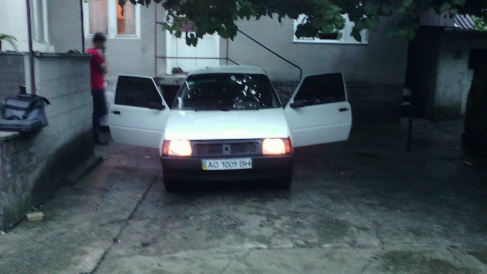 ЗАЗ 1102 Аліса (машина чудес) )
