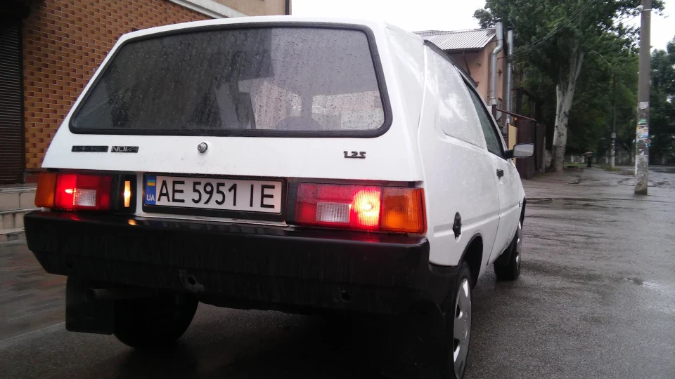 ЗАЗ 1102 Білка