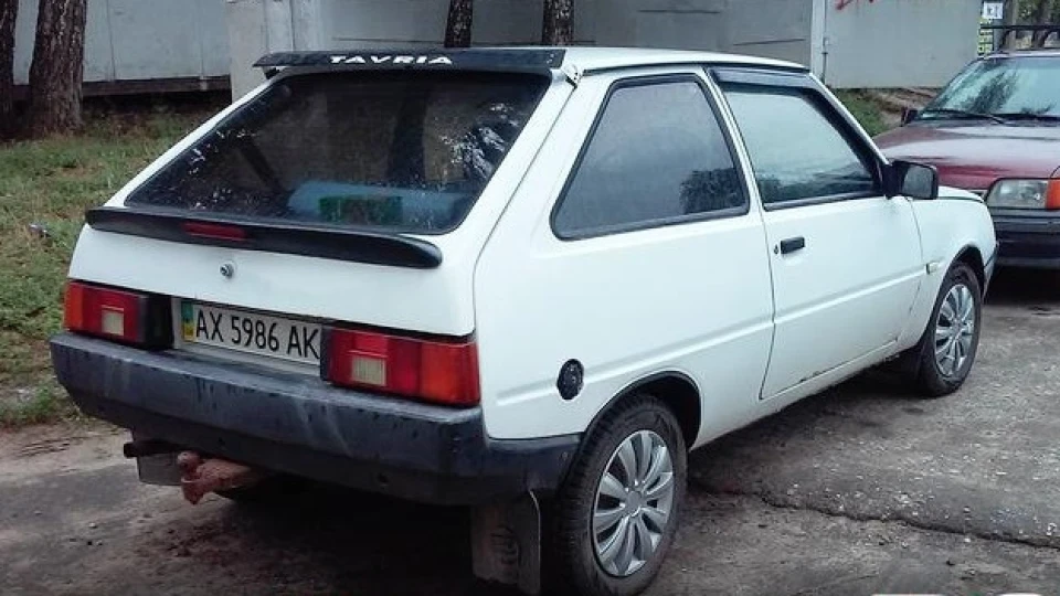 ЗАЗ 1102 Білий тавр 1.1 л.
