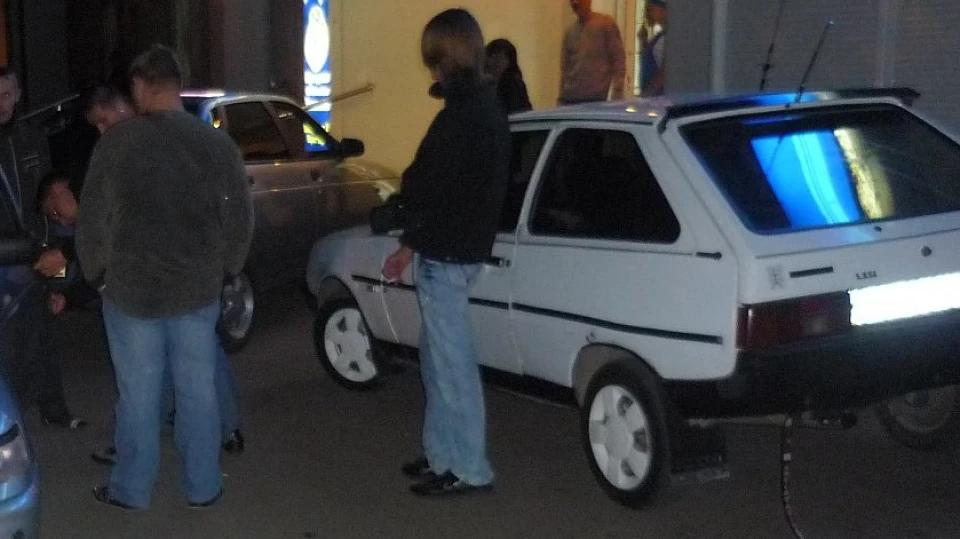 ЗАЗ 1102 білий скорпіон