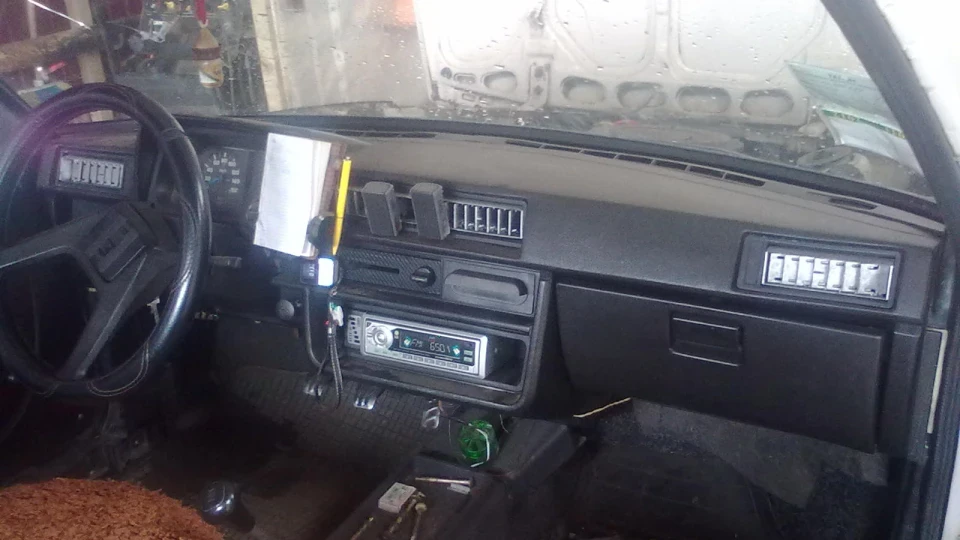 ЗАЗ 1102 Бежевий Дракончик