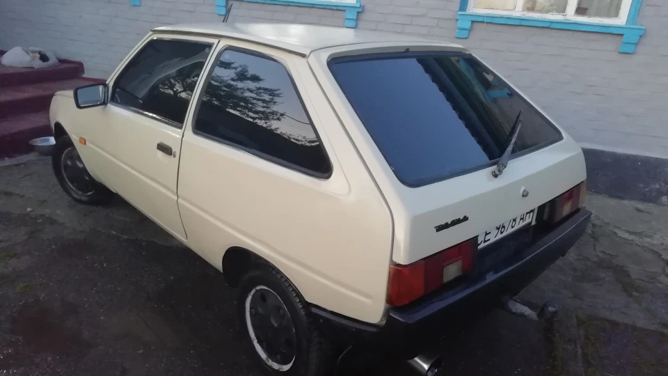 ЗАЗ 1102 Бежена цукерка 5