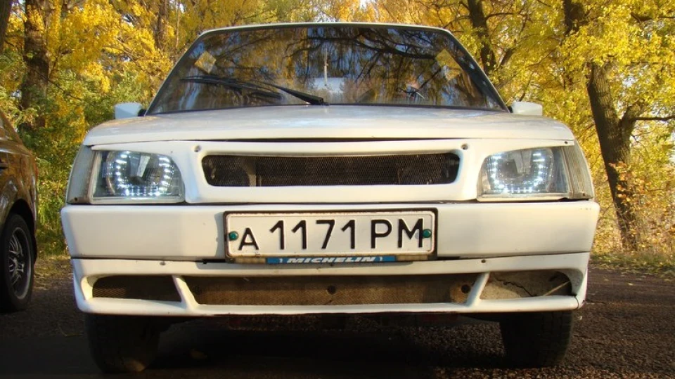 ЗАЗ 1102 Яскраво-білий