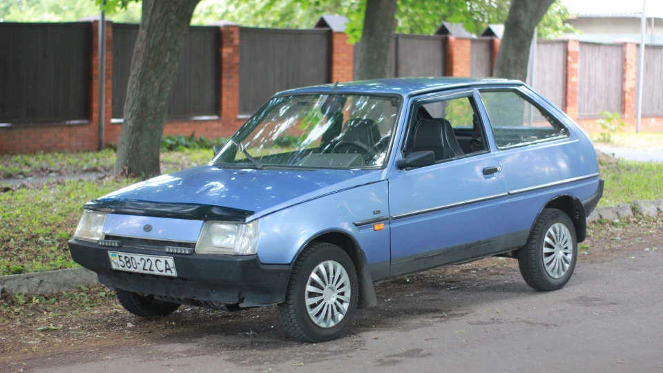 ЗАЗ 1102 економний жоповоз 5