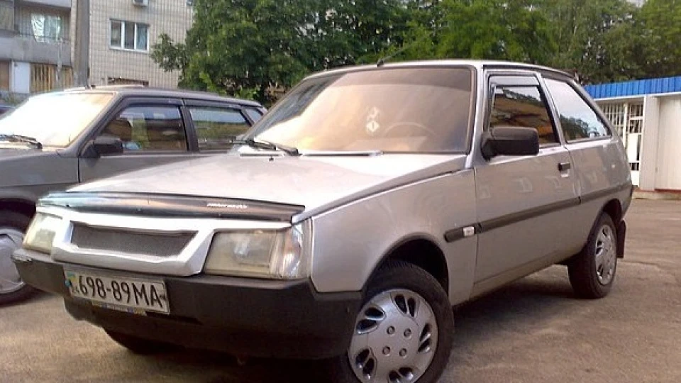ЗАЗ 1102 Люкс