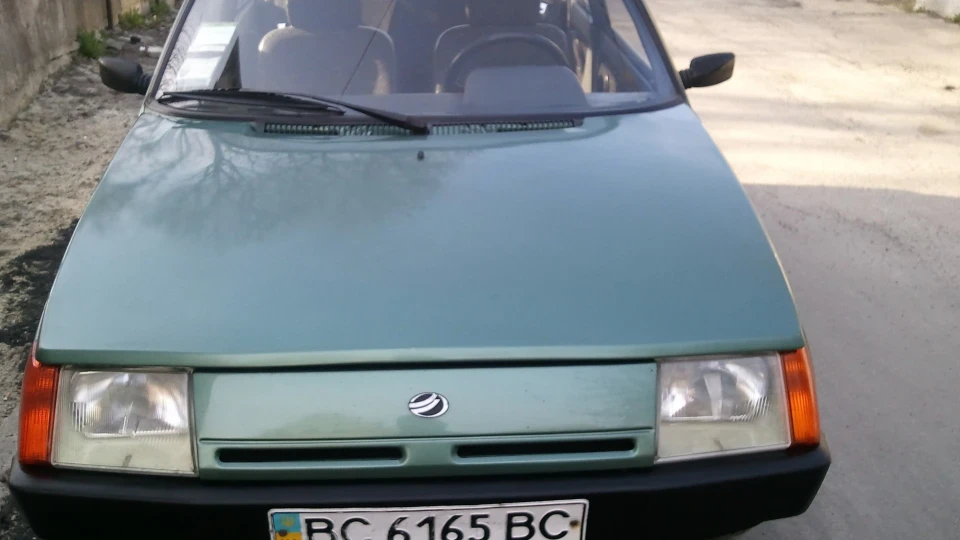 ЗАЗ 1102 Металік