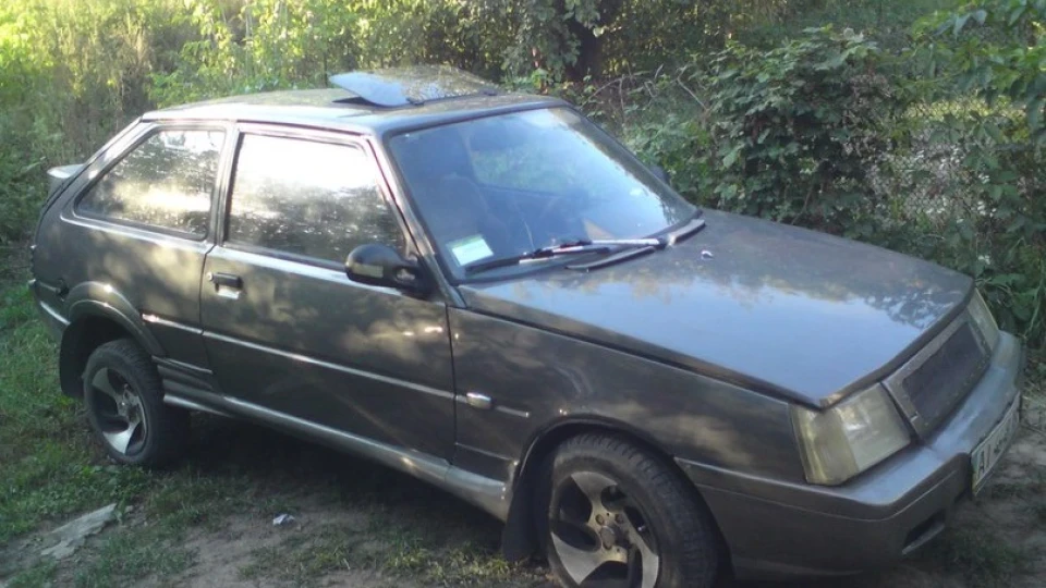 ЗАЗ 1102 МогутняТаврія 5