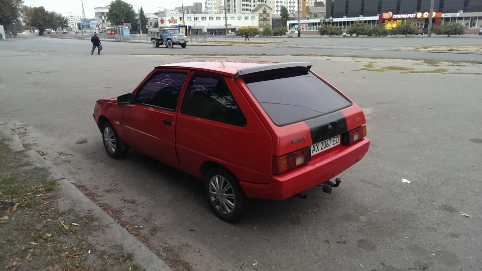 ЗАЗ 1102 Помідор 3