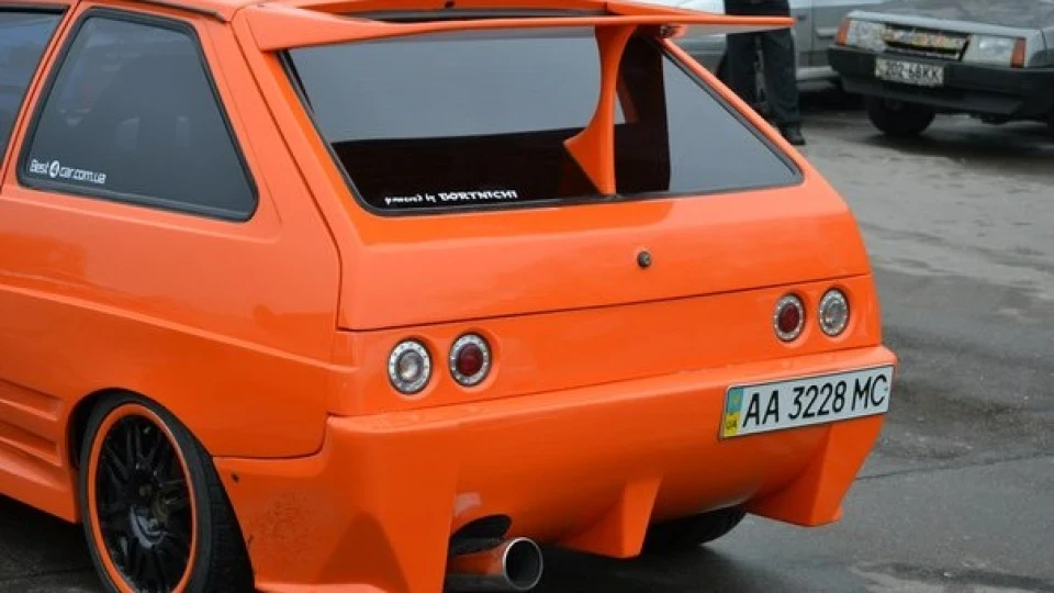 ЗАЗ 1102 Рижик) 3