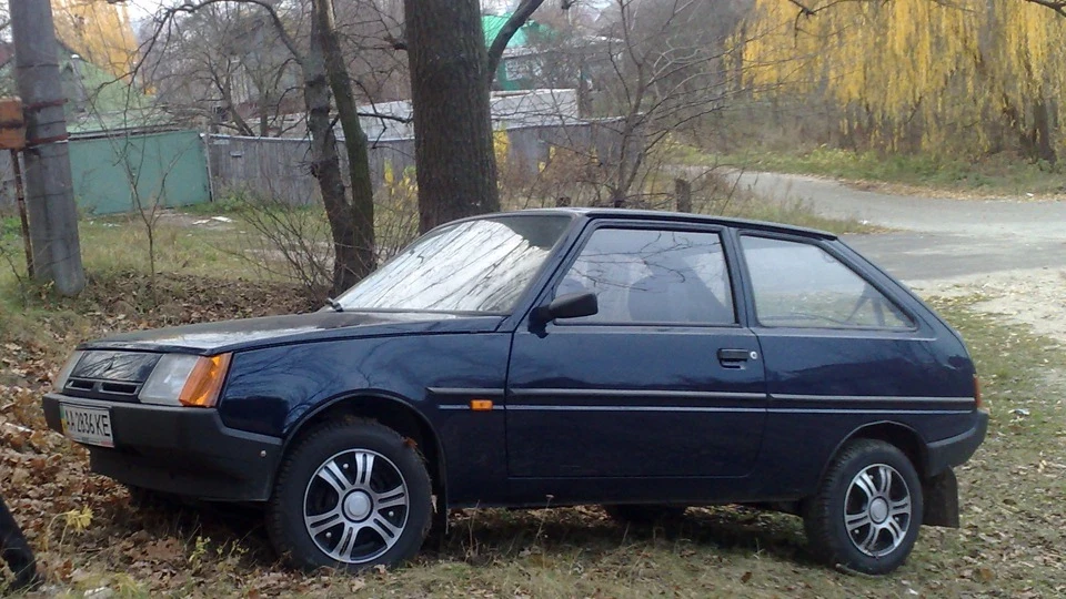 ЗАЗ 1102 Синя куля 4