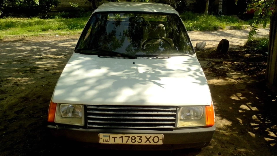 ЗАЗ 1102 Таврія діда 4