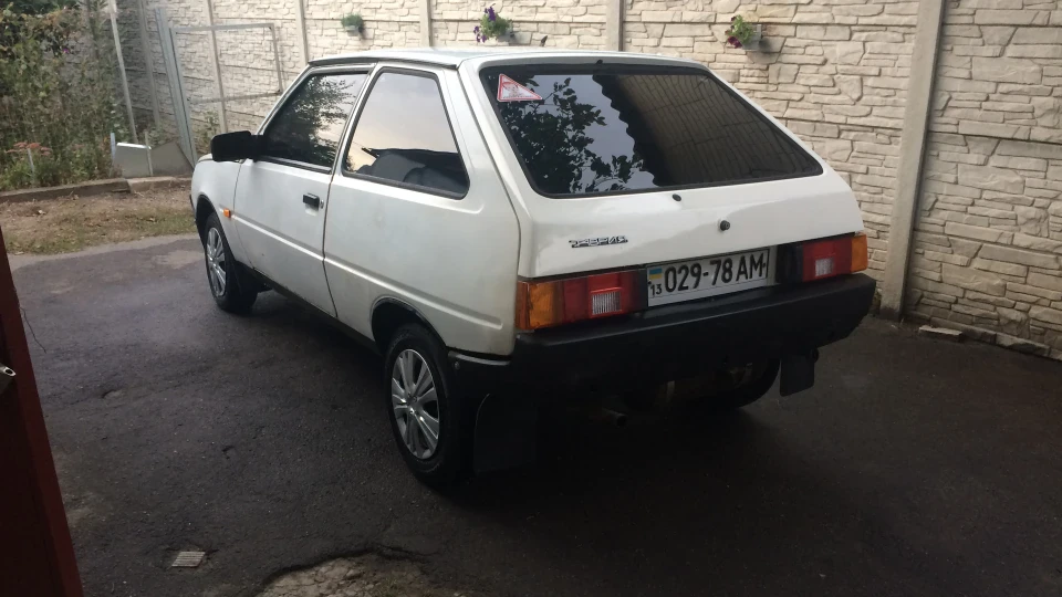 ЗАЗ 1102 Таврія 2