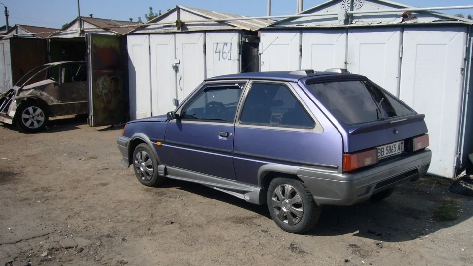 ЗАЗ 1102 Таврикан у карбоні 2