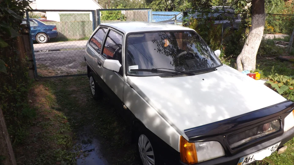 ЗАЗ 1102 Таврюша 3
