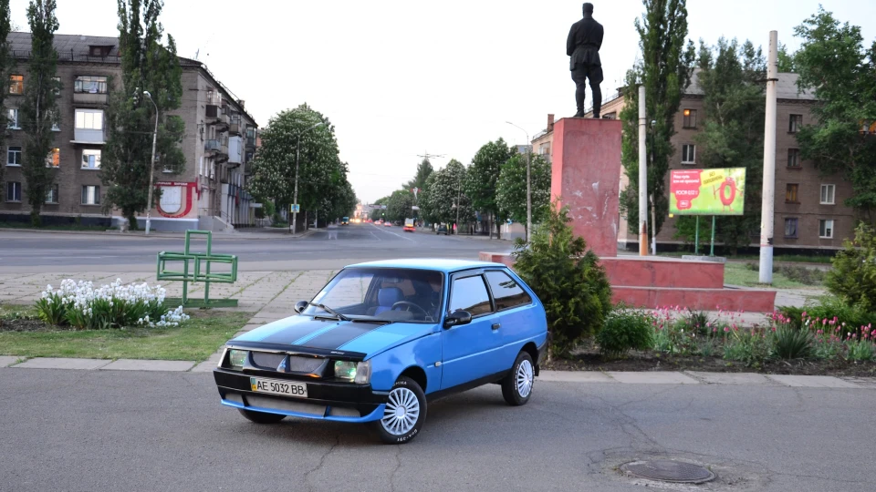 ЗАЗ 1102 Тавролгіні