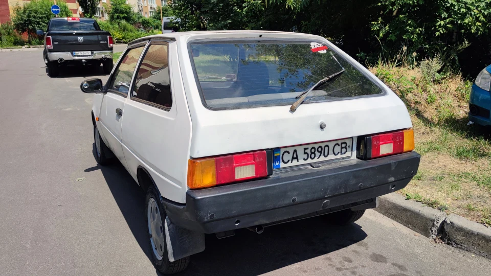 ЗАЗ 1102 Таврон 3