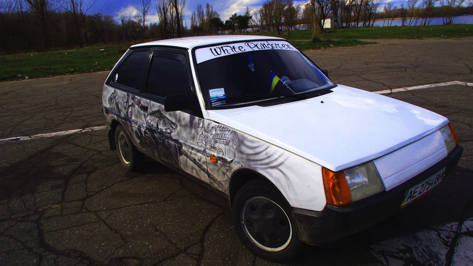 ЗАЗ 1102 White Pandaren 3
