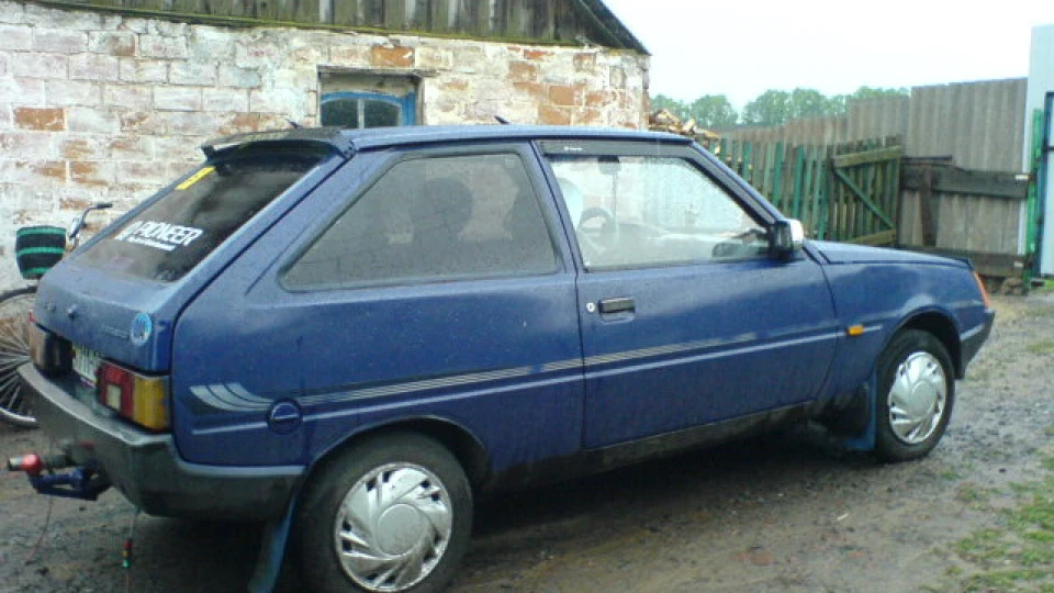 ЗАЗ 1102 хороша машина 2