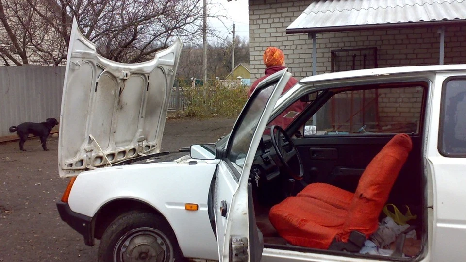 ЗАЗ 1102 Запорожець-дівчинка