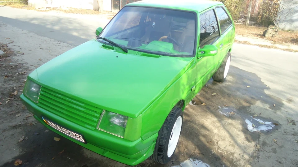ЗАЗ 1102 зелений дракоша) 4