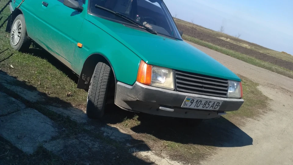 ЗАЗ 1102 Зелений таурег 2