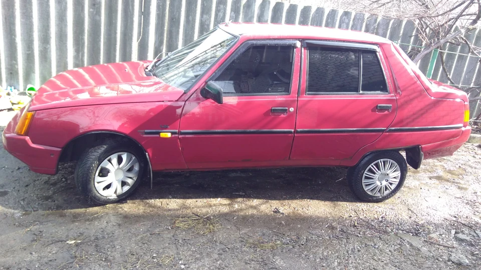 ЗАЗ 1103 1,2 люкс 2