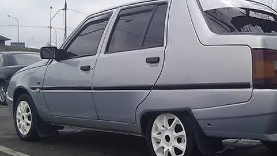 ЗАЗ 1103 1,3 S Carb Blue Sky 2