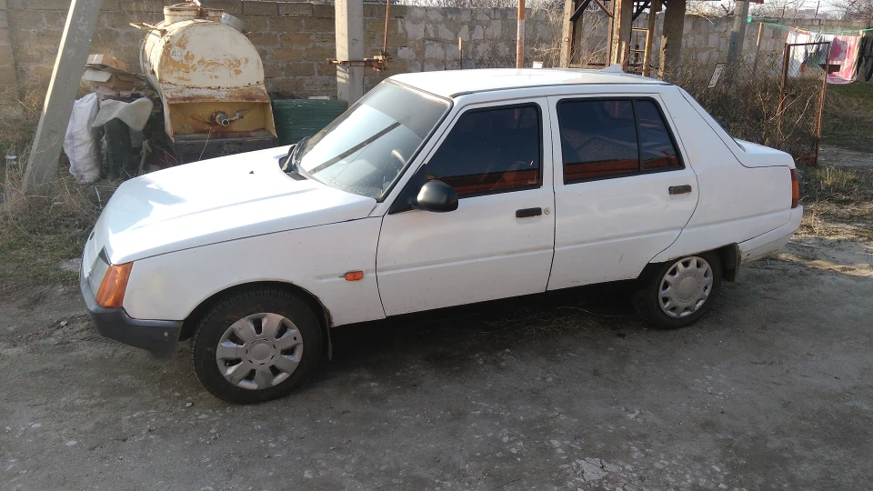 ЗАЗ 1103 .біла ракета. 2