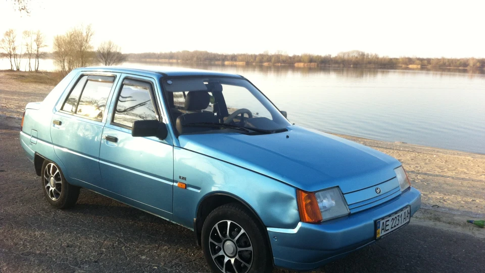ЗАЗ 1103 Синя ластівка 4