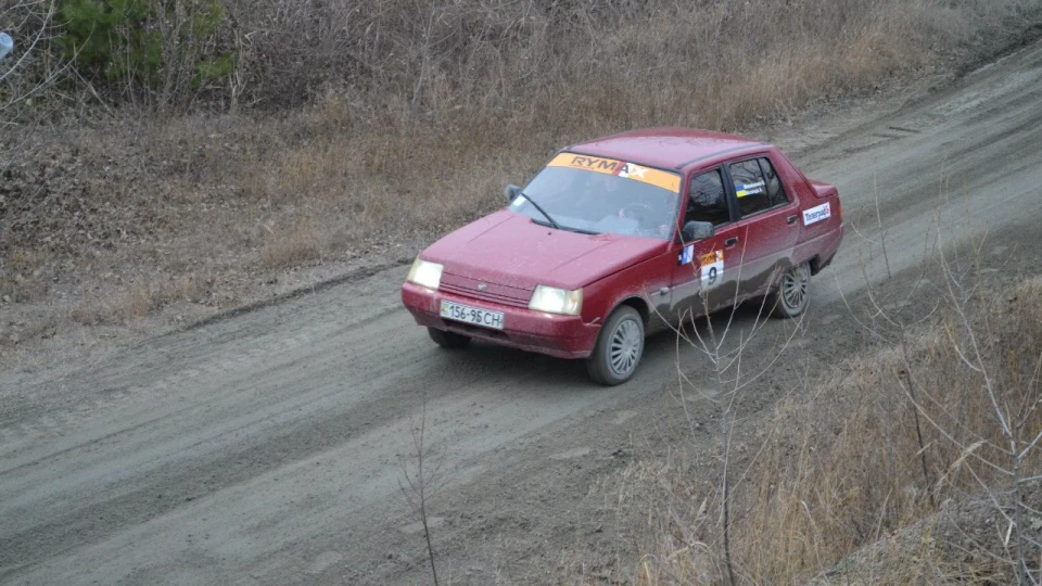 ЗАЗ 1103 Кармен 4