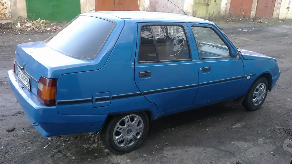 ЗАЗ 1103 Люкс =) 3