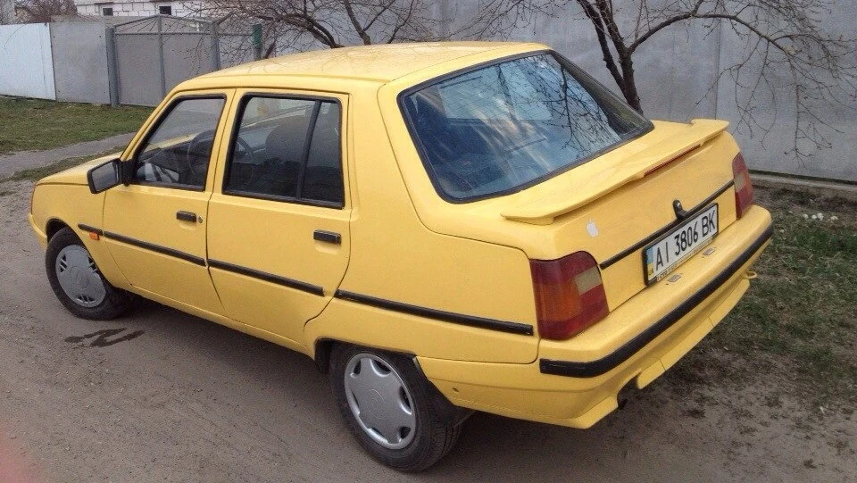 ЗАЗ 1103 люкс 2
