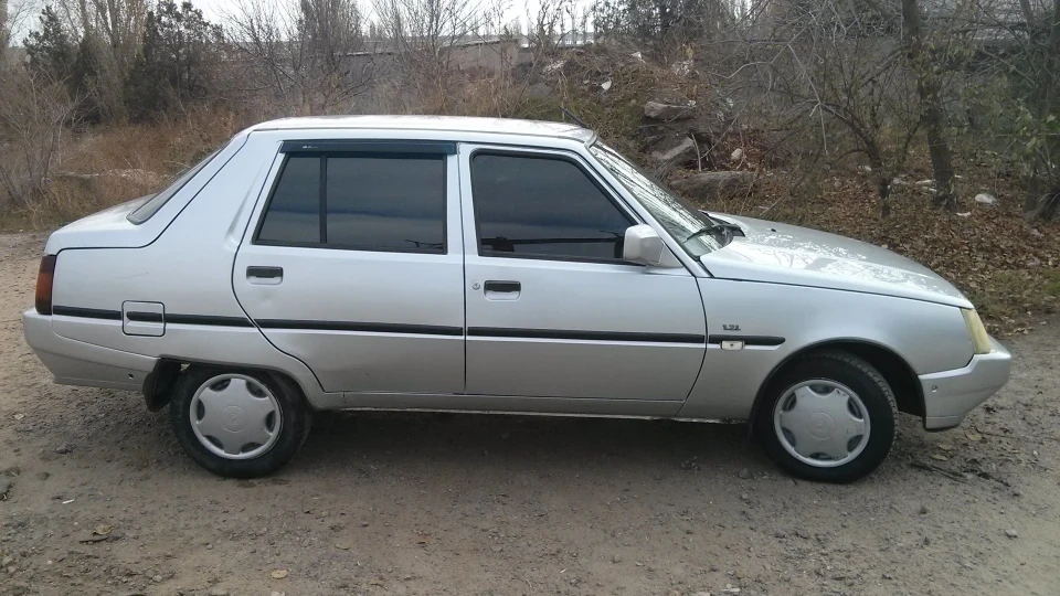 ЗАЗ 1103 Срібна стріла 3