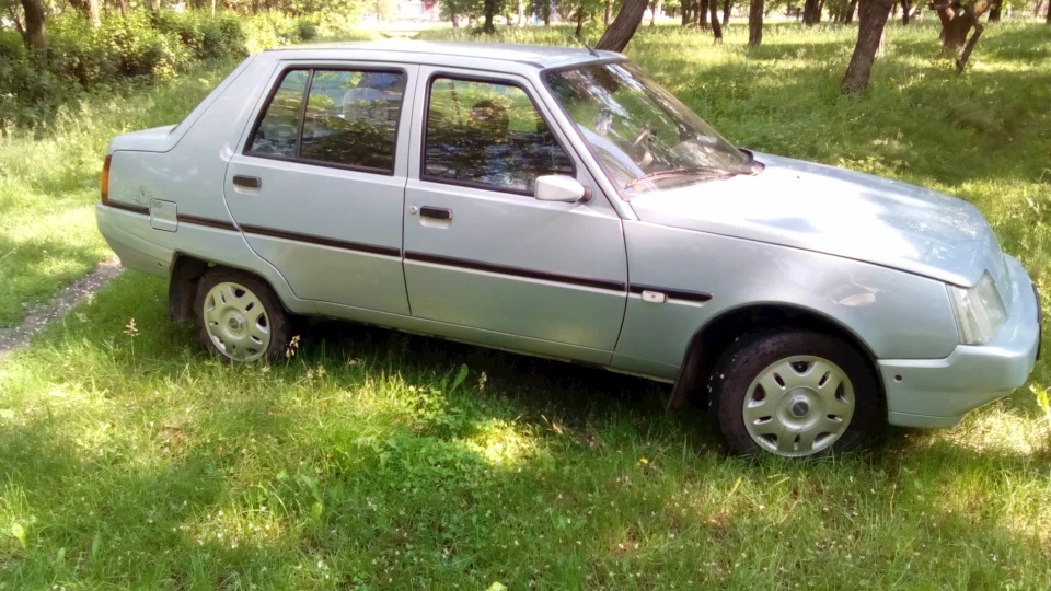 ЗАЗ 1103 Срібляста Виручалочка. 3