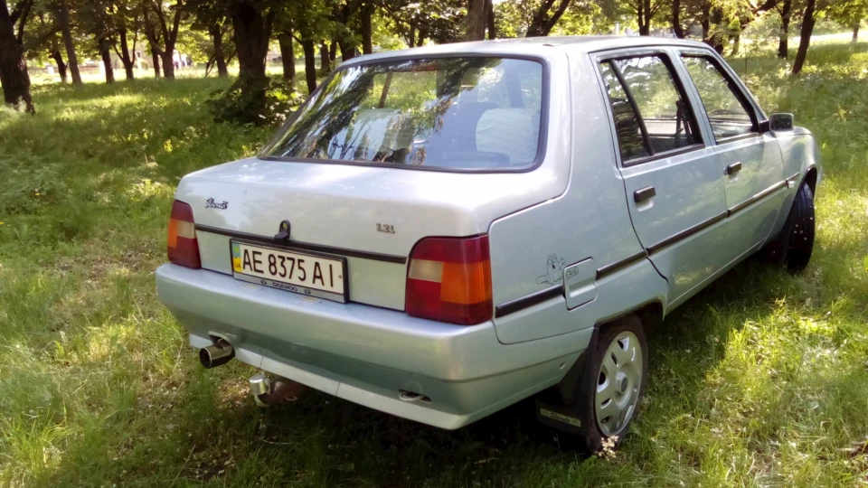 ЗАЗ 1103 Срібляста Виручалочка. 4