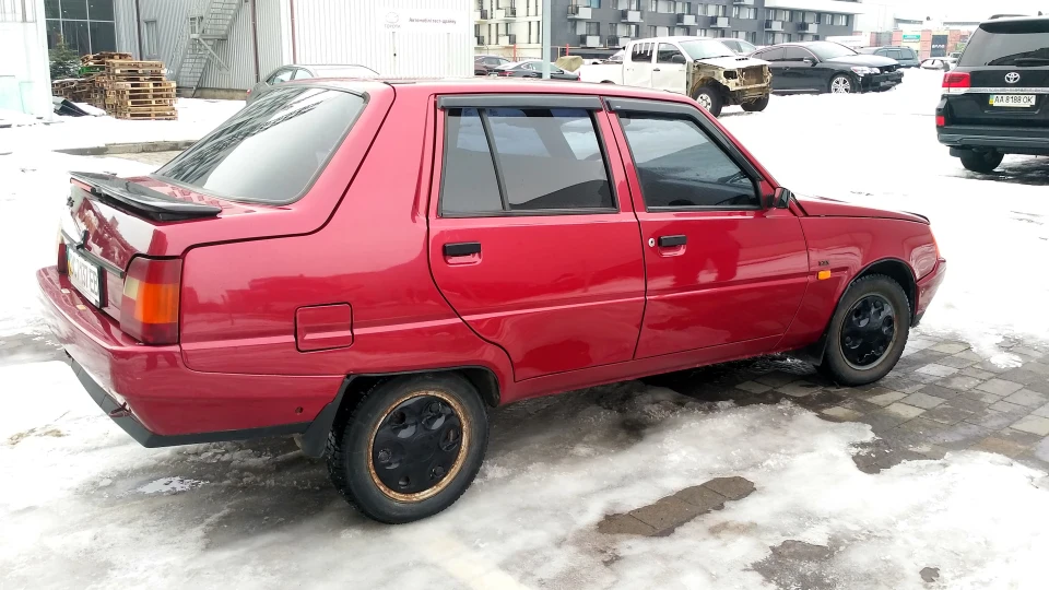 ЗАЗ 1103 Вікторія 129