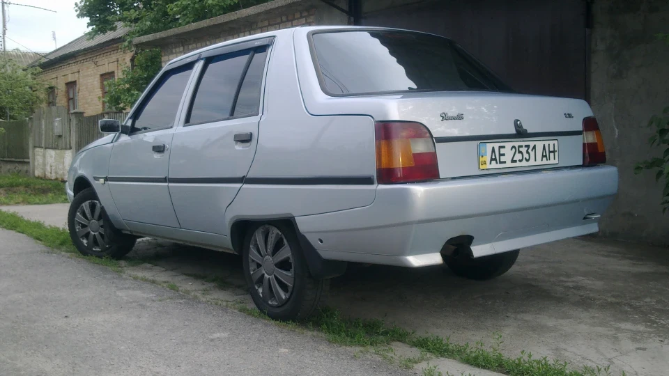 ЗАЗ 1103 ZAVALON 3
