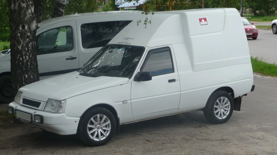 ЗАЗ 1105 1.3 Si 2