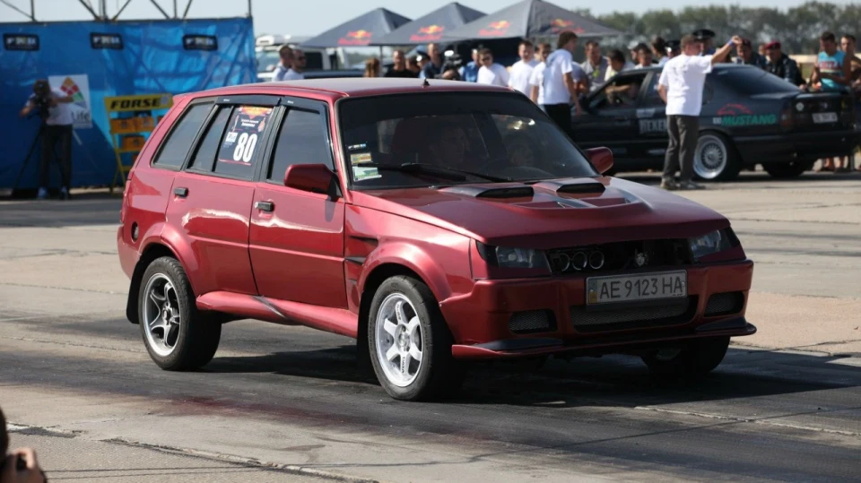 ЗАЗ 1125 DANA 1,8 Атмо 2